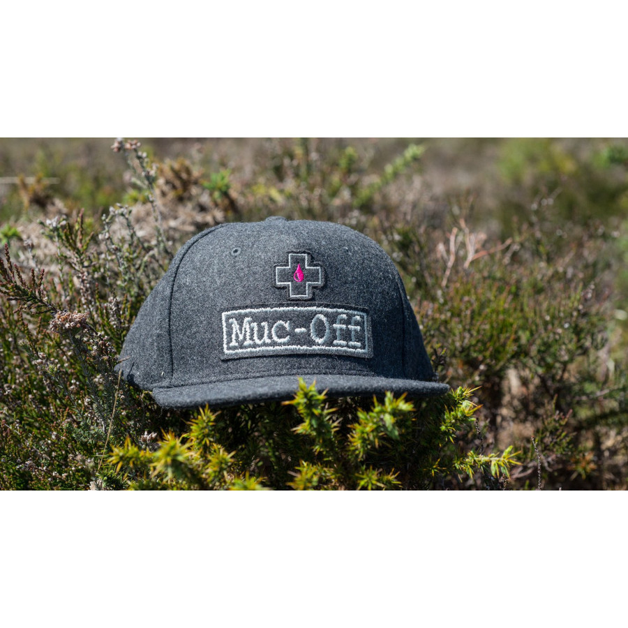 Snap Back Athlete Wool Cap Muc-Off