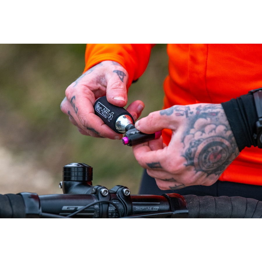 Muc-Off Road Inflator Kit