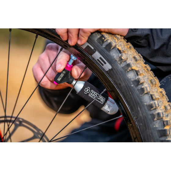 Muc-Off MTB Inflator Kit