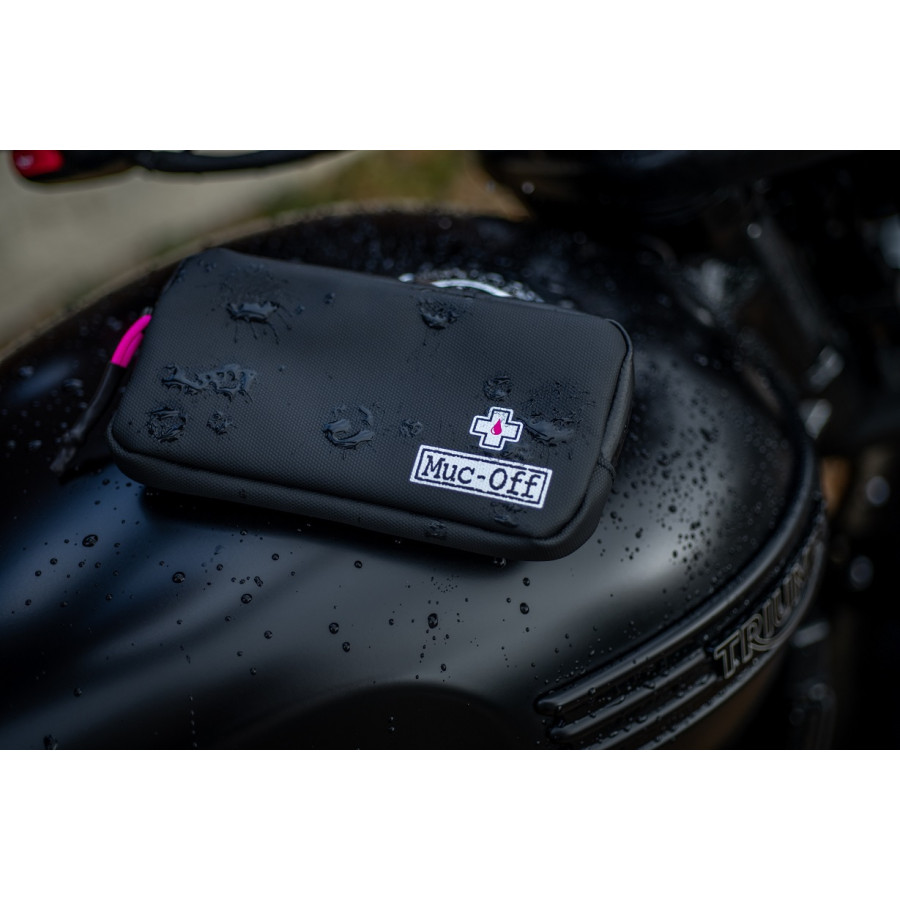 Muc-Off Rainproof Essentials Case - Black 