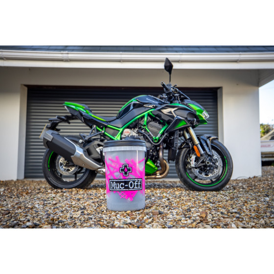 Muc-Off Powersports Dirt Bucket Kit