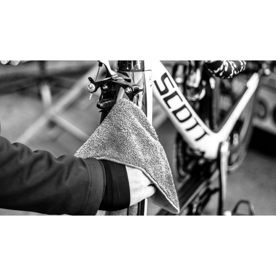 Muc-Off Premium Microfibre Polishing Cloth