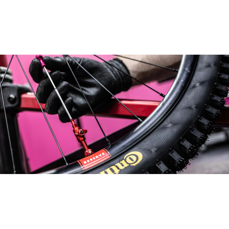 Muc-Off Hey Dipstick! Muc-Off Hey Dipstick!