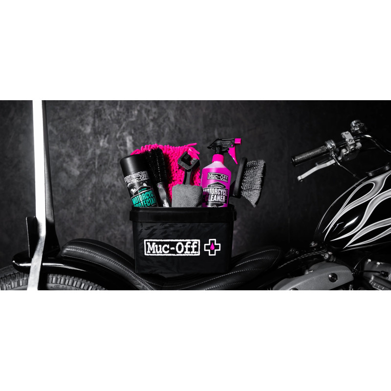 Muc-Off 8 in 1 Motorcycle Cleaning Kit